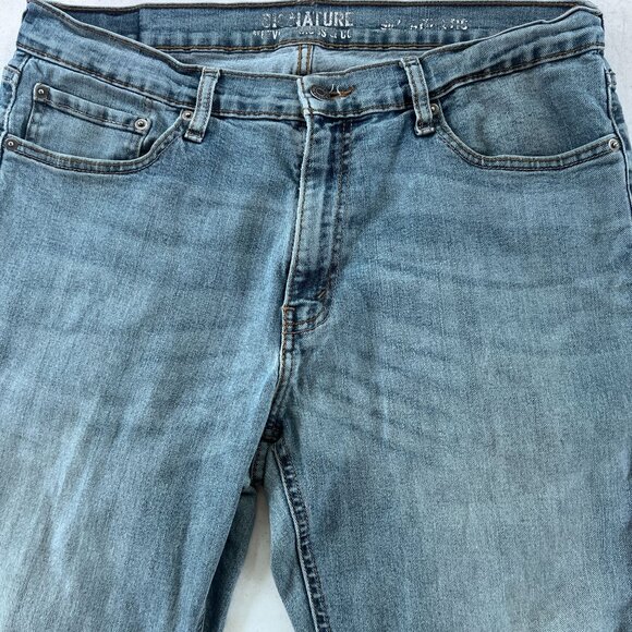 Levi Strauss & Co. Mens 34x32 Signature Jeans Medium Wash Straight Fit Denim - Picture 4 of 6